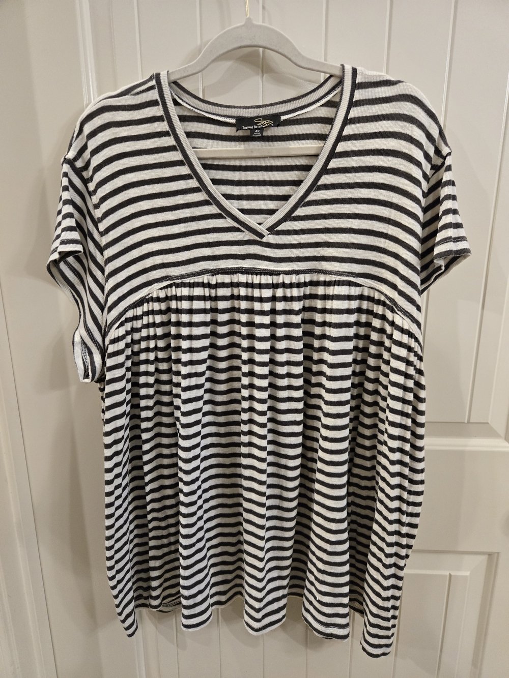 Striped V-Neck Babydoll Top - Black and White Size 4x